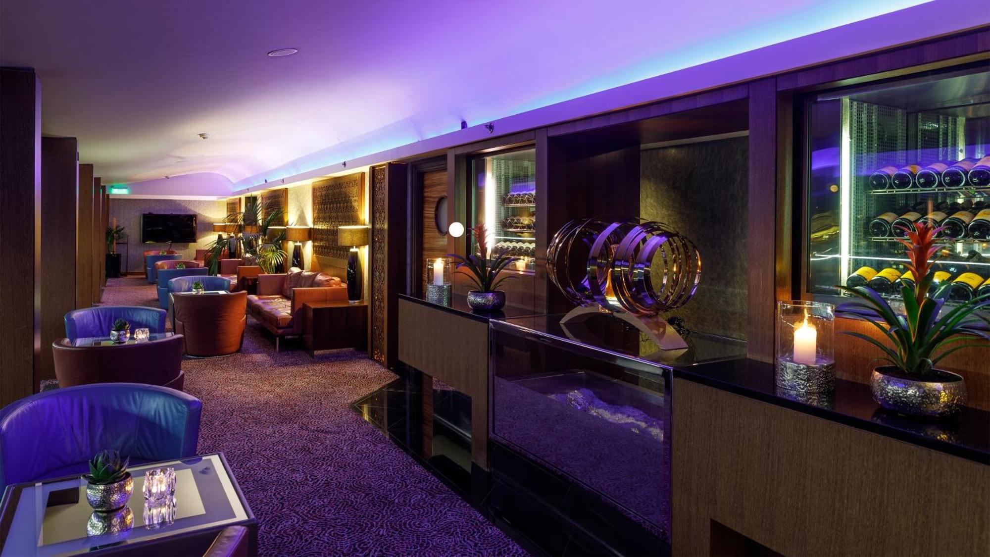 Intercontinental - Kyiv By Ihg Hotel Eksteriør billede