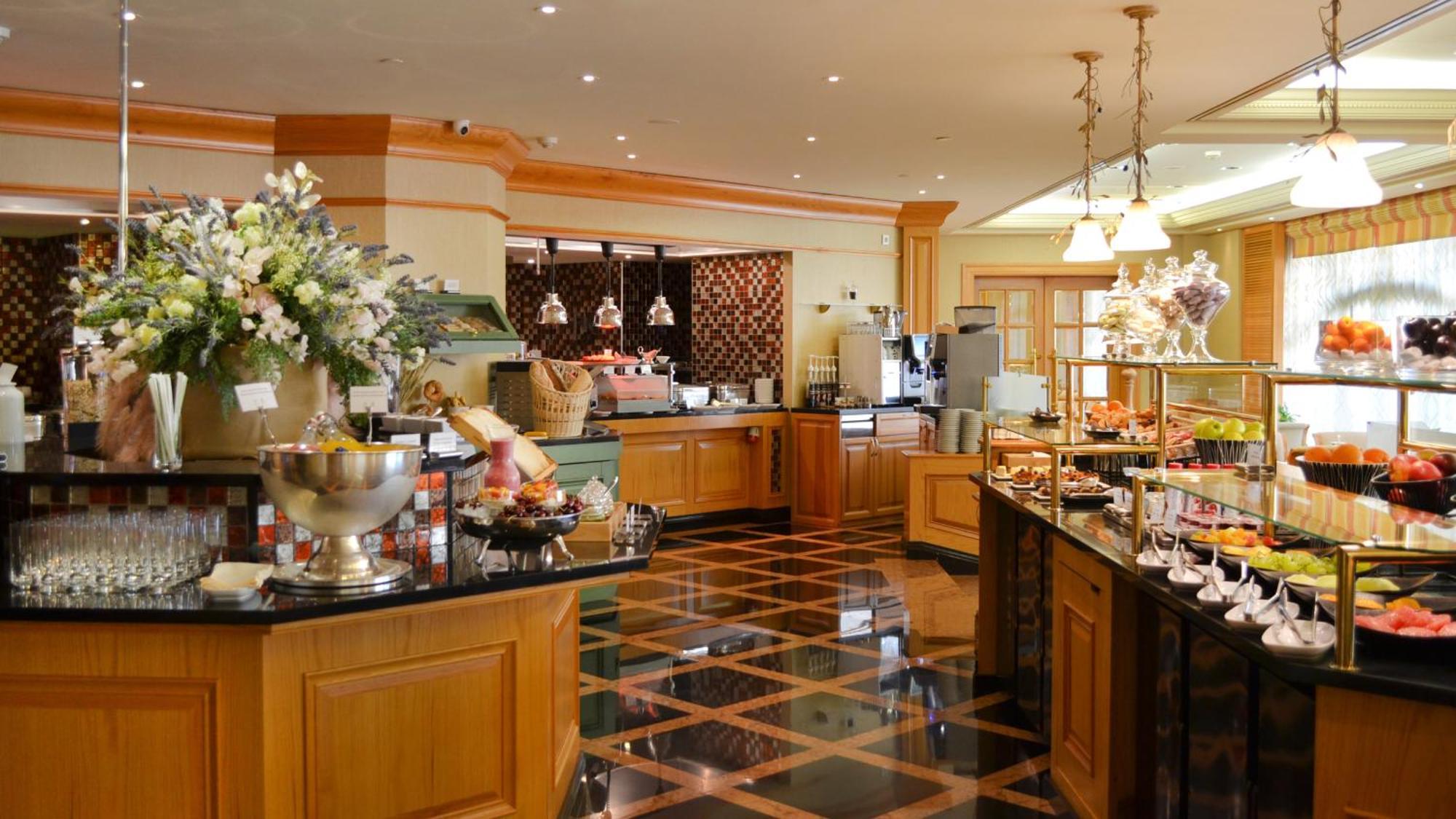 Intercontinental - Kyiv By Ihg Hotel Eksteriør billede
