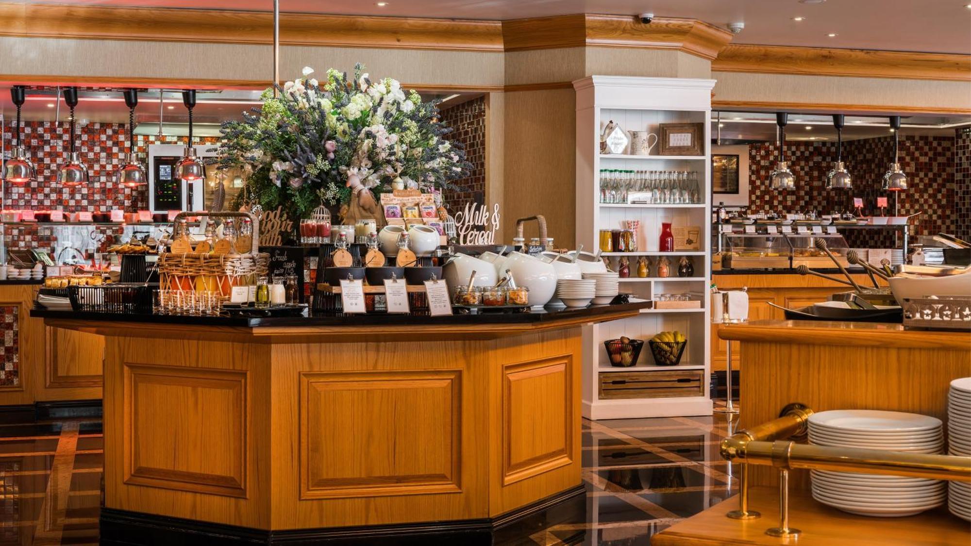 Intercontinental - Kyiv By Ihg Hotel Eksteriør billede
